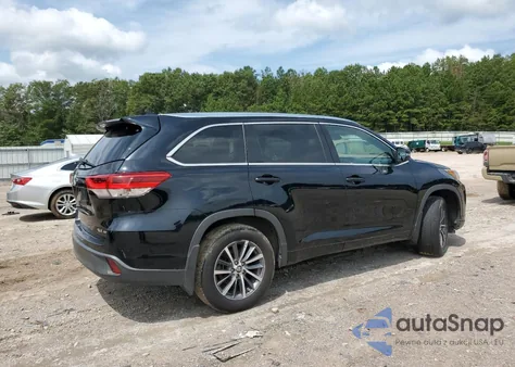 2017 Toyota Highlander Se z USA, uszkodzony, nr VIN 5TDJZRFH2HS383878